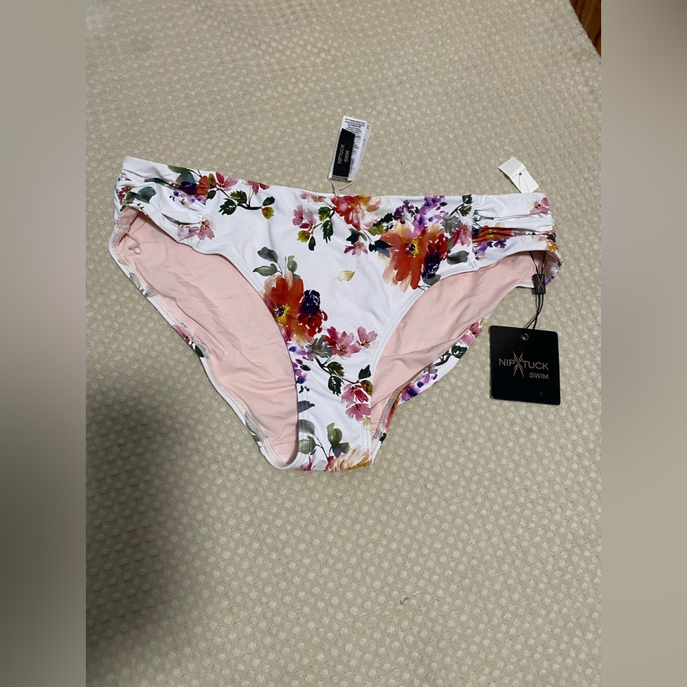 NWT Nip Tuck Swim Bikini Bottom